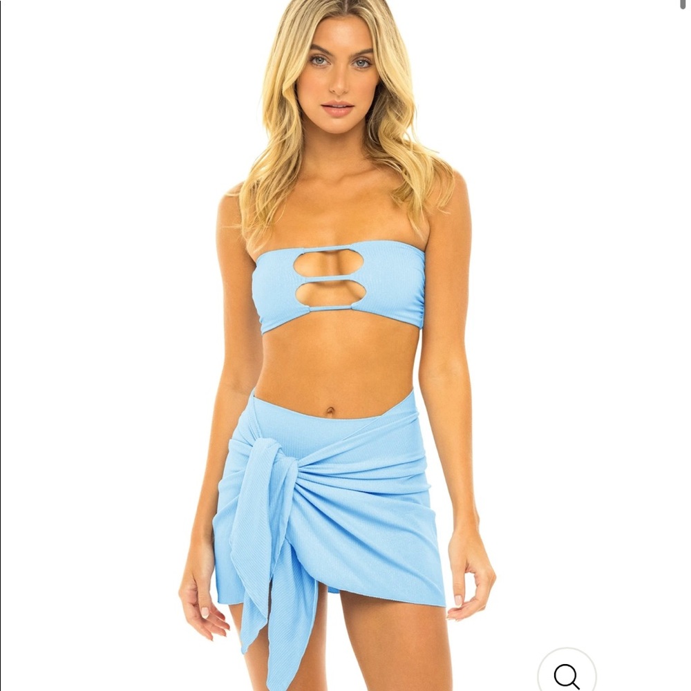 Tahiti Mini Sarong NWT